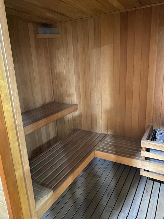 Hermoso Apartamento Con Piscina Miraflores- Canvas Lima Bagian luar foto