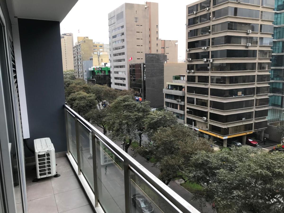 Hermoso Apartamento Con Piscina Miraflores- Canvas Lima Bagian luar foto